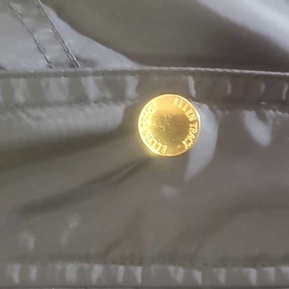 Ellen Tracy navy blue raincoat with hood gold accents size XL zipper and buttons - Picture 4 of 16